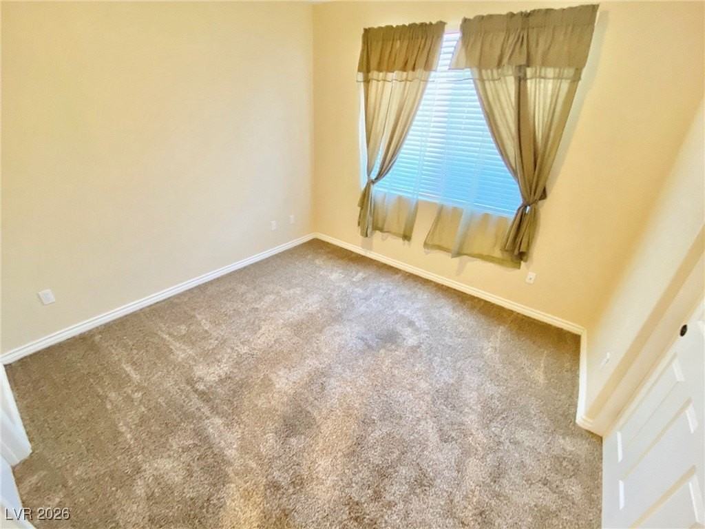 7537 Alexander Hills St - Photo 7 of 26