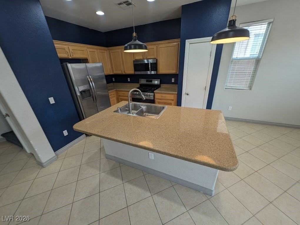 7550 Morisset Ave - Photo 7 of 24