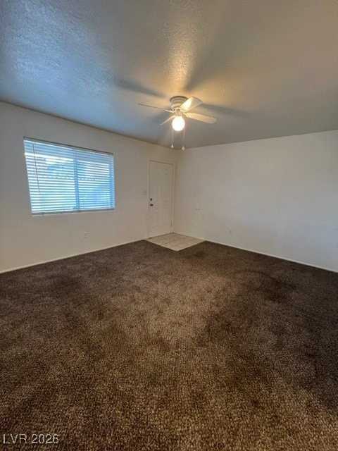 210 Tungsten St #4 - Photo 4 of 9