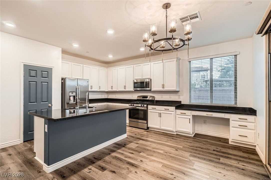 1009 Bluebell Brook St - Photo 3 of 28