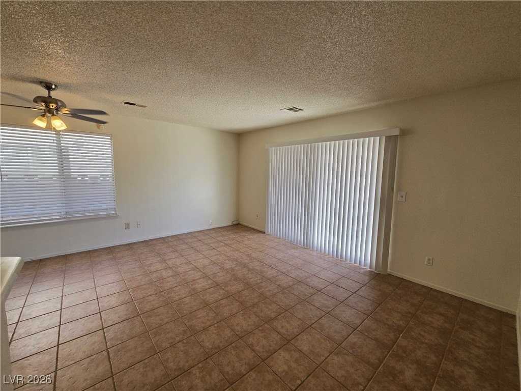 2900 Drury St - Photo 5 of 13