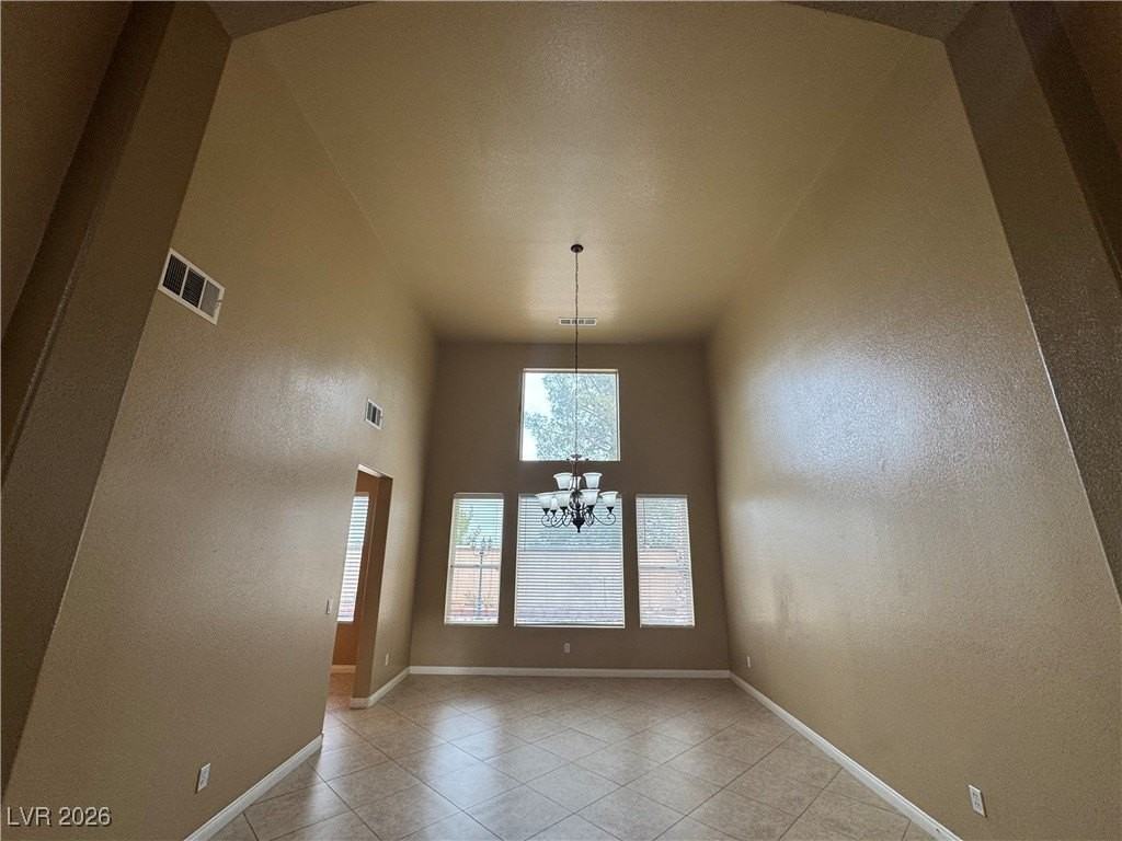 332 Glistening Cloud Dr - Photo 5 of 32