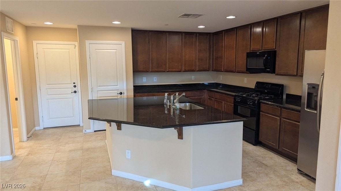 3072 Bicentennial Pkwy - Photo 2 of 26