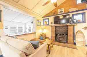 featured image of 2555 Melvin Rd