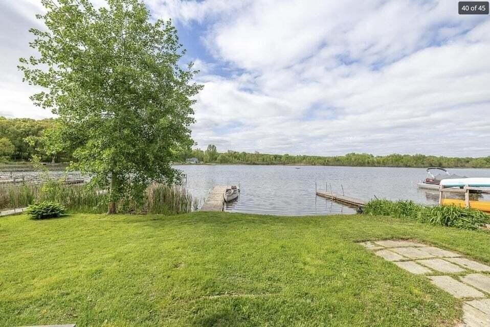 2555 Melvin Rd - Photo 3 of 4