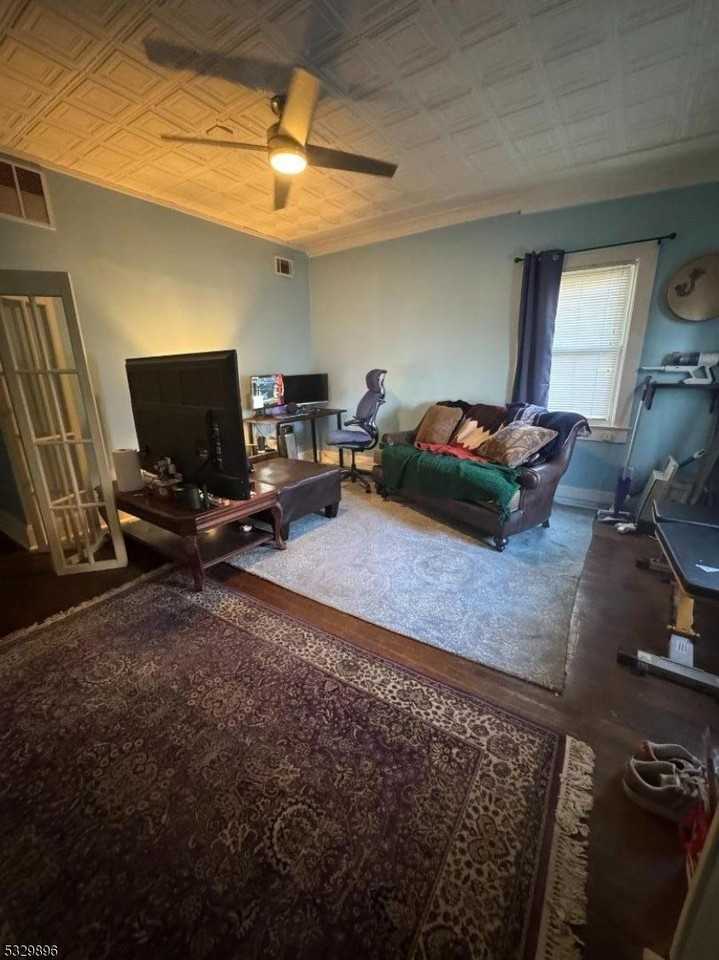 107 Mechanic St #9 - Photo 3 of 12