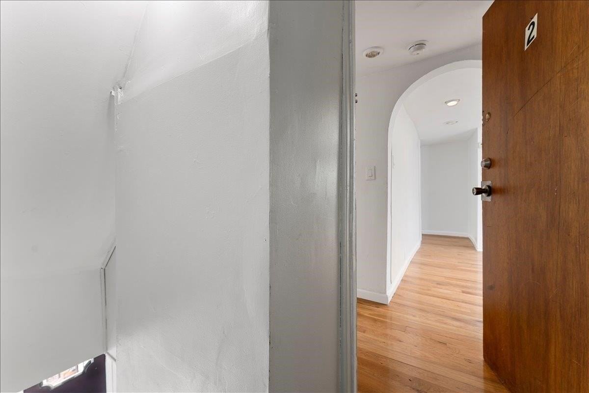 85 Hobart Ave #2 - Photo 2 of 25