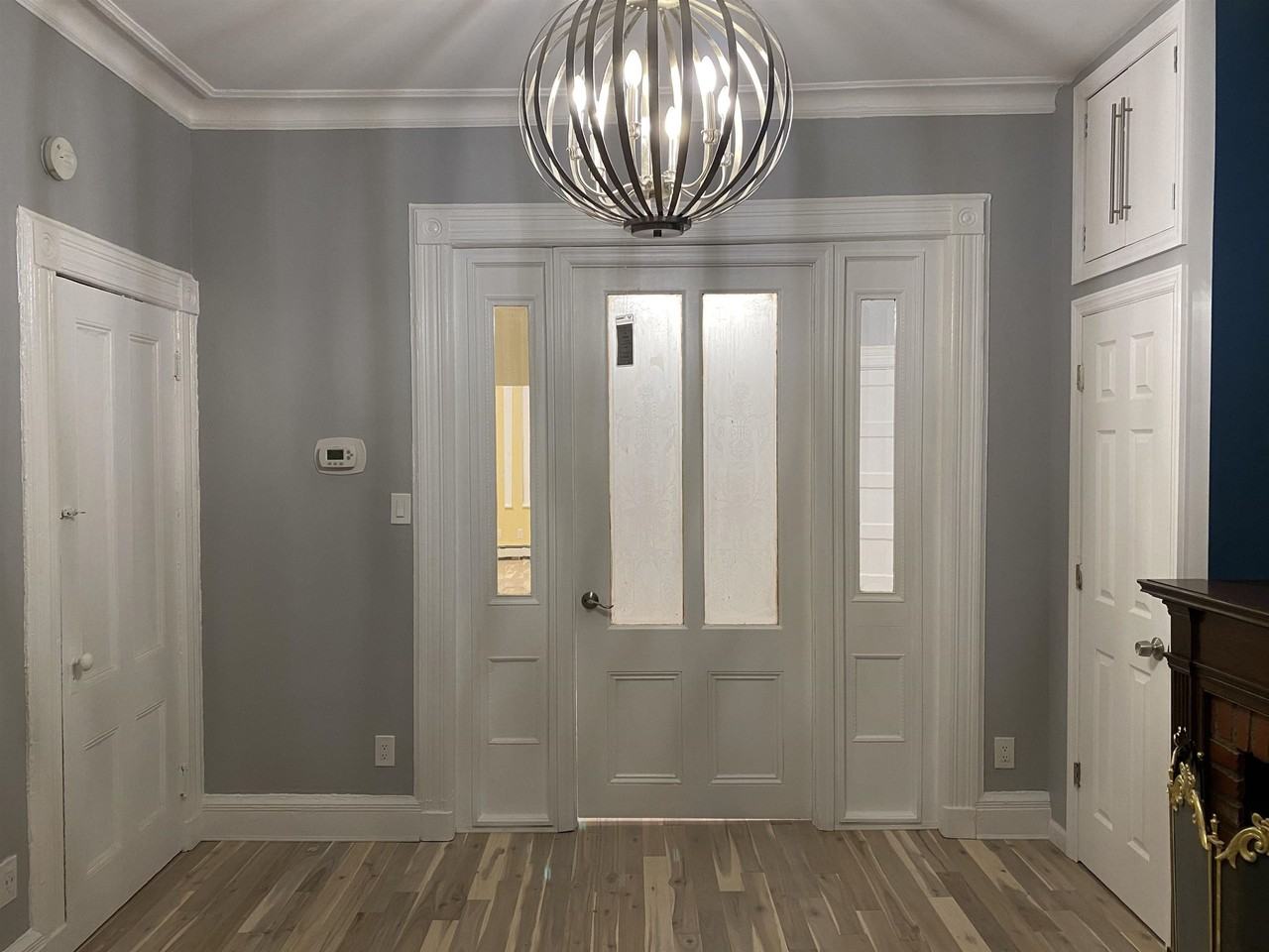 420 New York Ave #2 - Photo 5 of 17