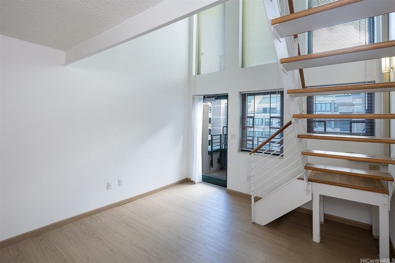 545 Queen St Apt 622 #622 - Photo 4 of 13