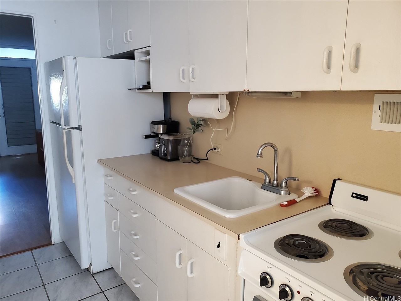 425 Ena Rd Apt 104b #104B - Photo 5 of 12