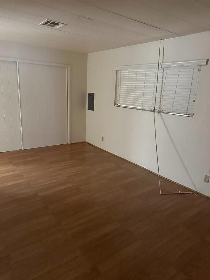 9033 E Minnesota Ave - Photo 6 of 10