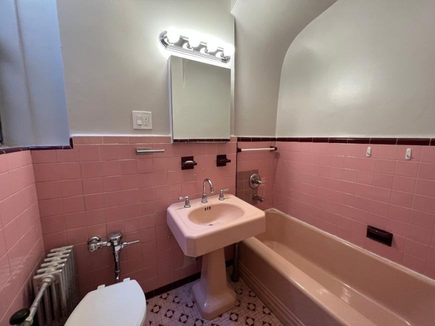 3803 52nd St - Photo 3 of 8