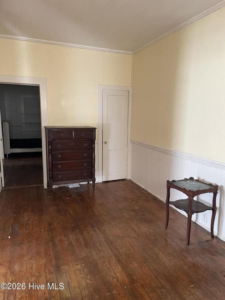 421 Snow Hill St - Photo 4 of 7