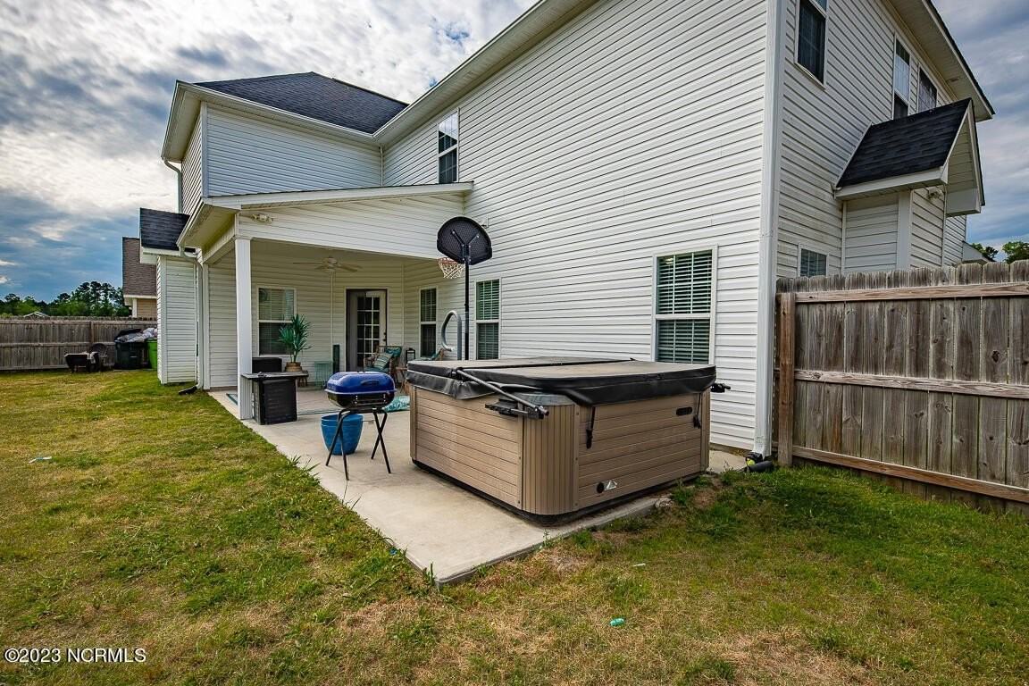 1134 Amberjack Ct - Photo 6 of 21