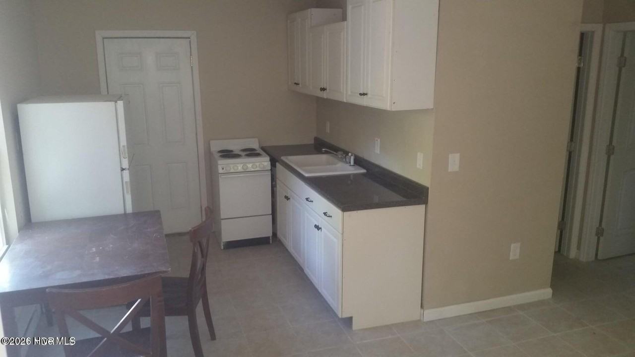 5117 Wrightsville Ave - Photo 2 of 6