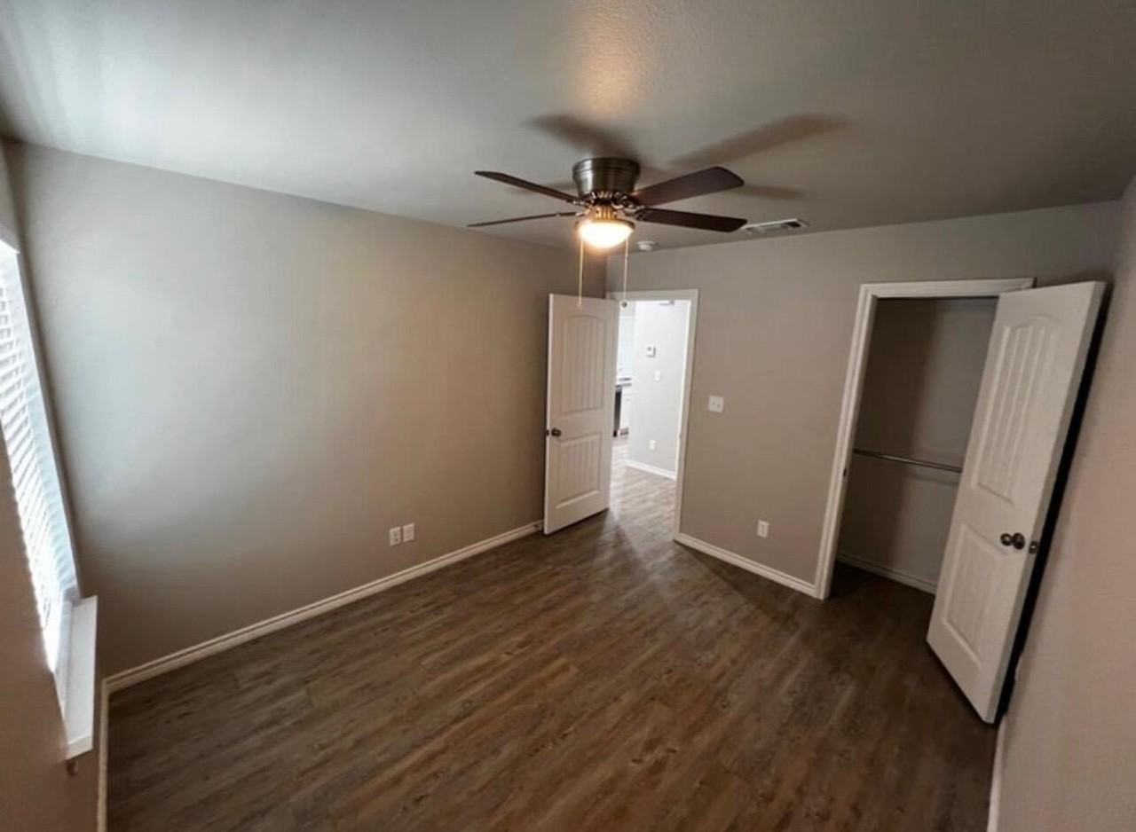 2632 Hickory Ave - Photo 3 of 6