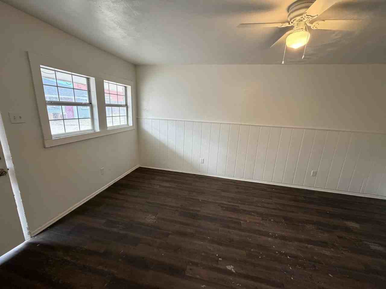 2715 E 2nd St - Photo 2 of 8