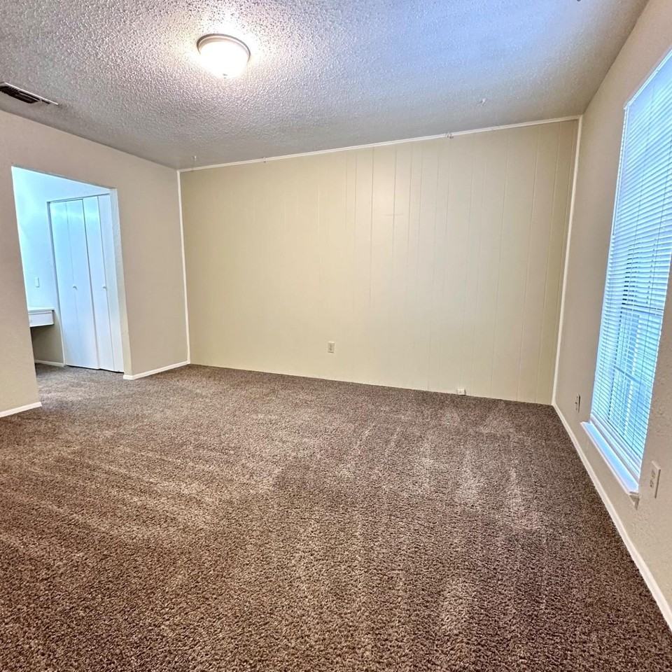 9107 Boston Ave - Photo 7 of 14