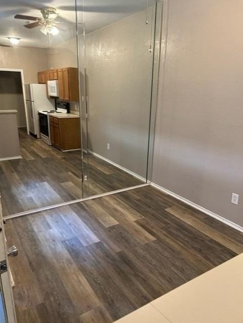 5102 80th St Apt 121 #121 - Photo 4 of 11