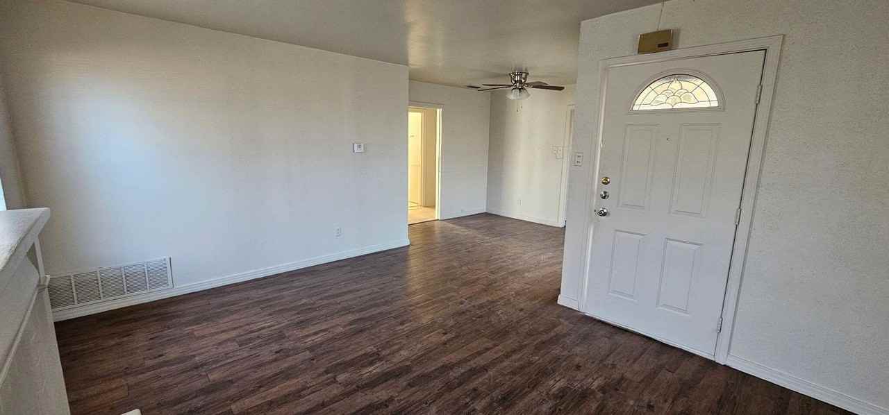 4319 33rd St - Photo 5 of 6