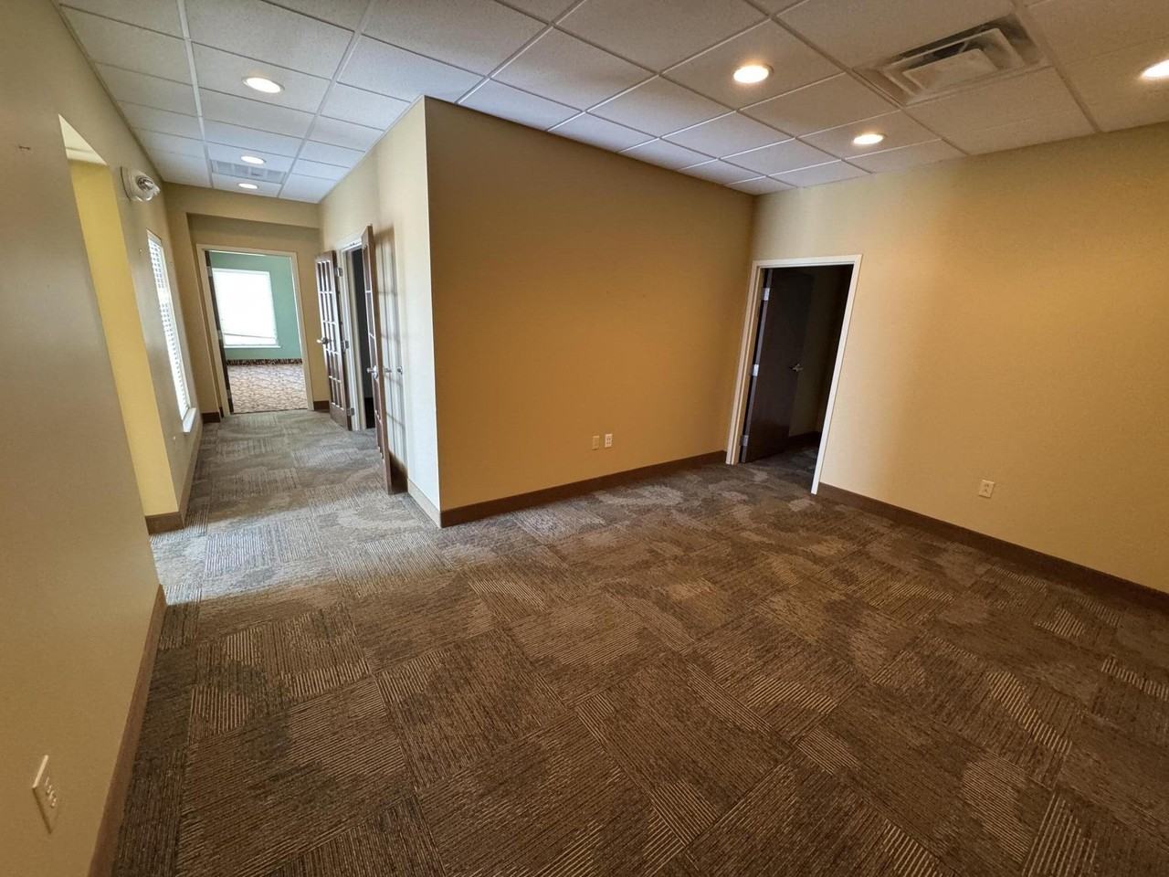 100 London Mountain View Dr Unit 4 #4 - Photo 2 of 12