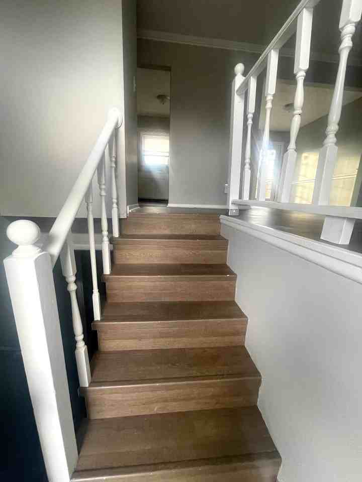 3513 Sundart Dr - Photo 4 of 21