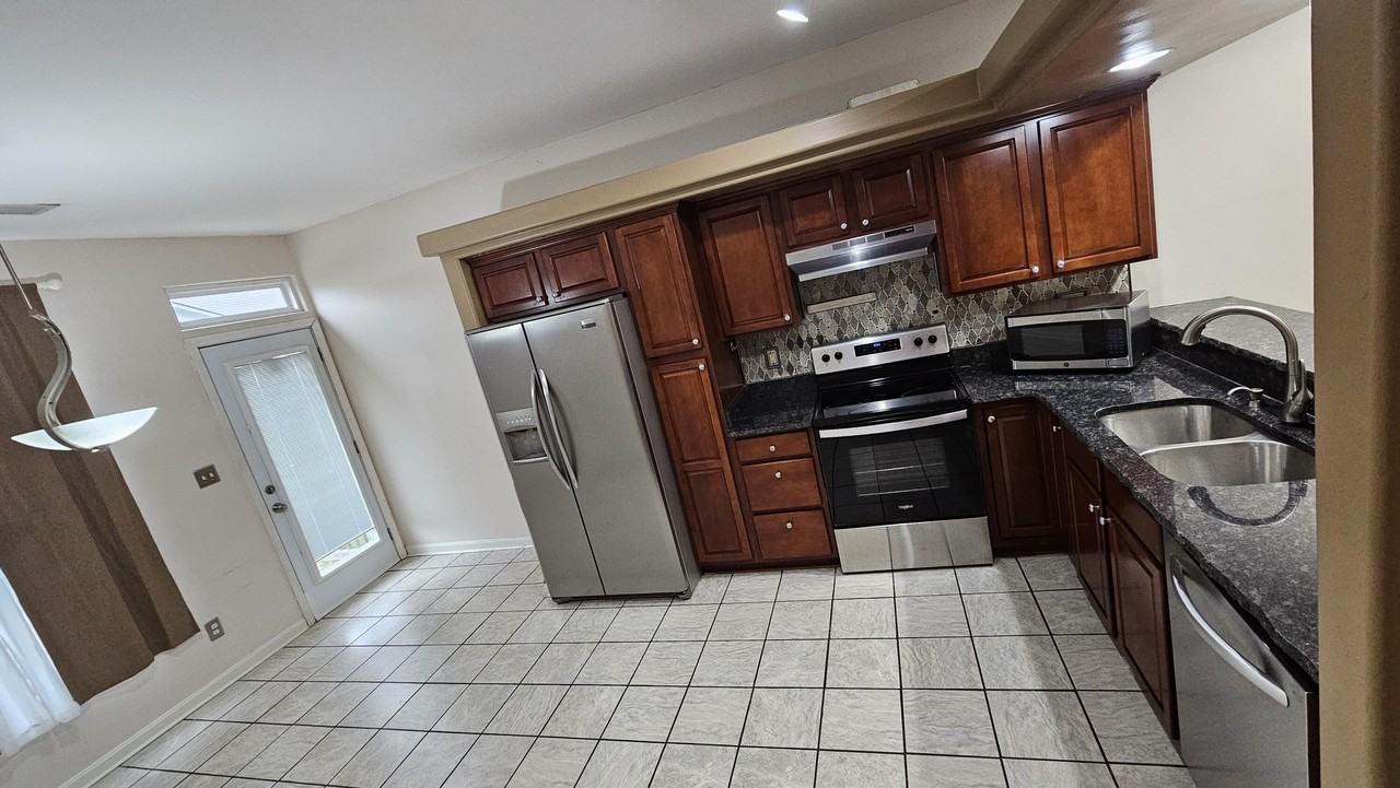 2548 Maggie Cv - Photo 7 of 16