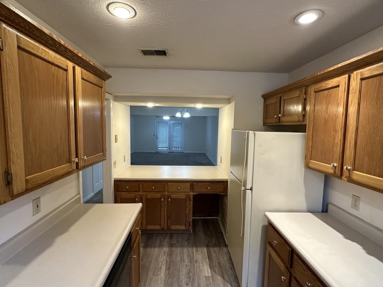 1017 Smither Dr - Photo 6 of 50