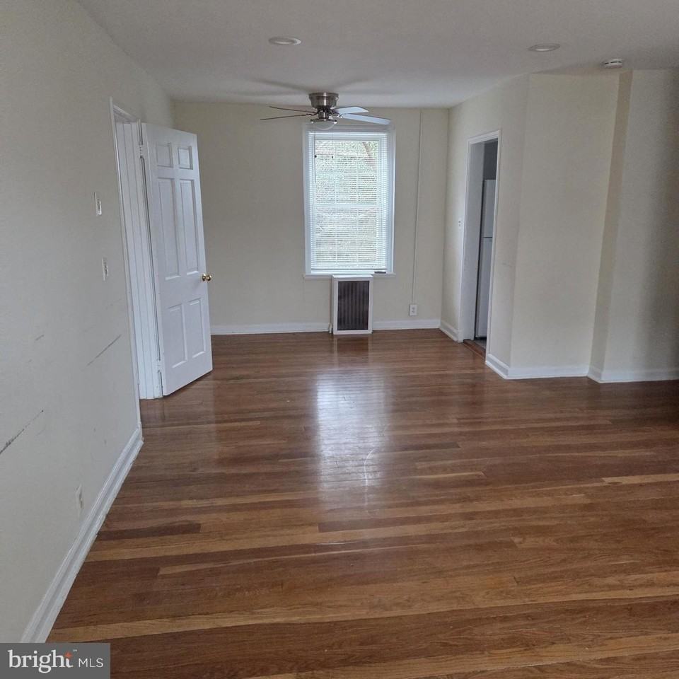 2824 31st St Se - Photo 6 of 14