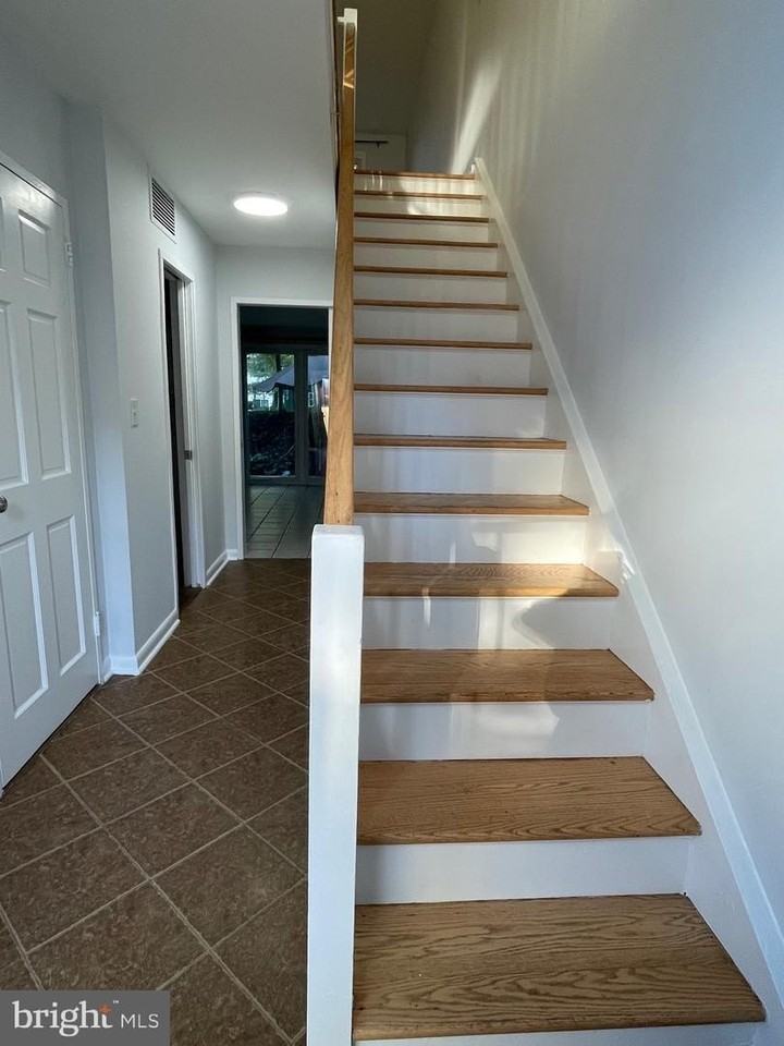 108 G St Sw - Photo 3 of 50