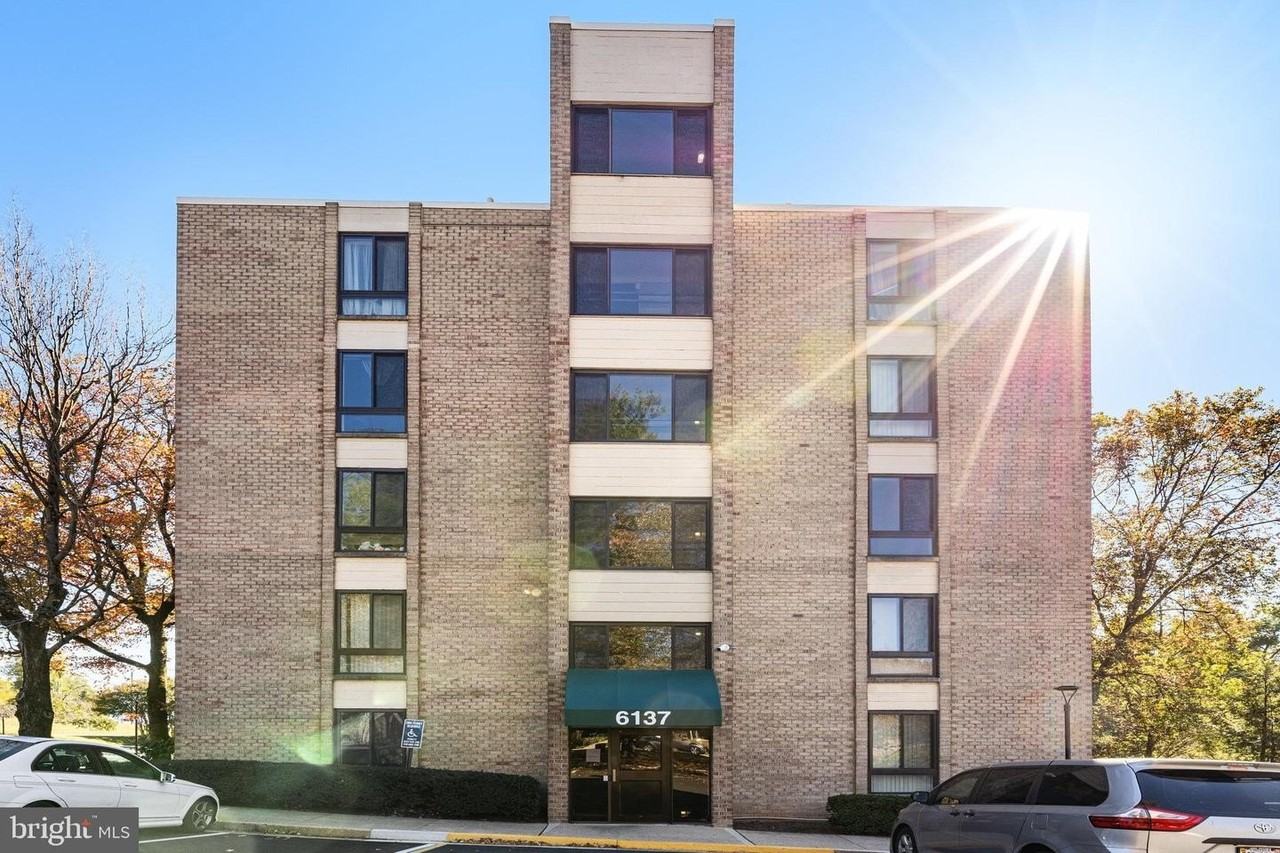 6137 Leesburg Pike - Photo 2 of 30