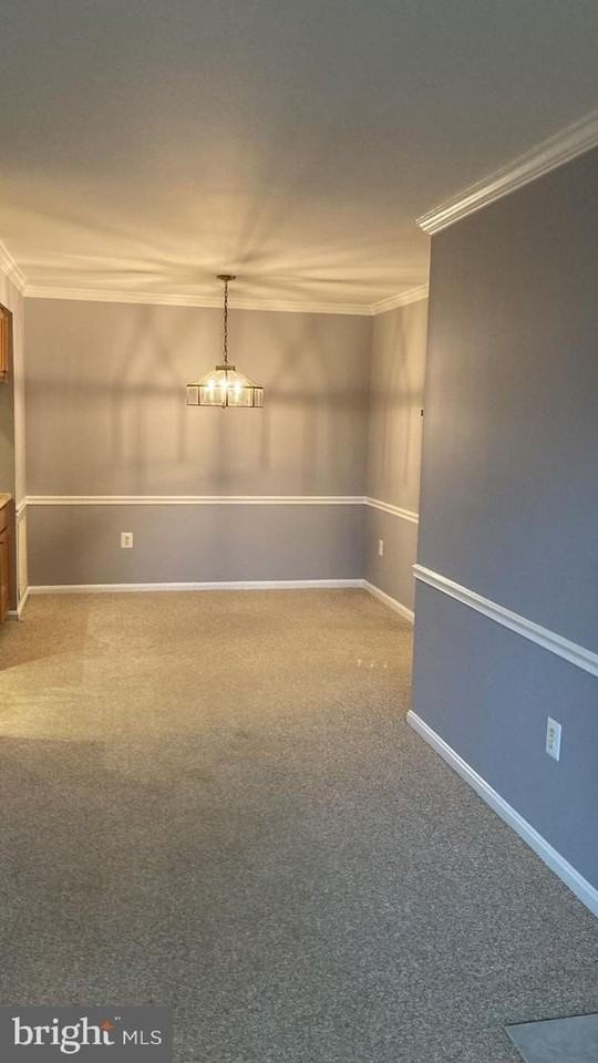 12231 Wadsworth Way - Photo 6 of 12