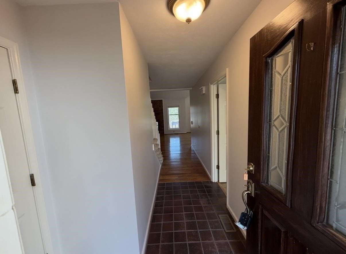 902 Vista Ter - Photo 5 of 40