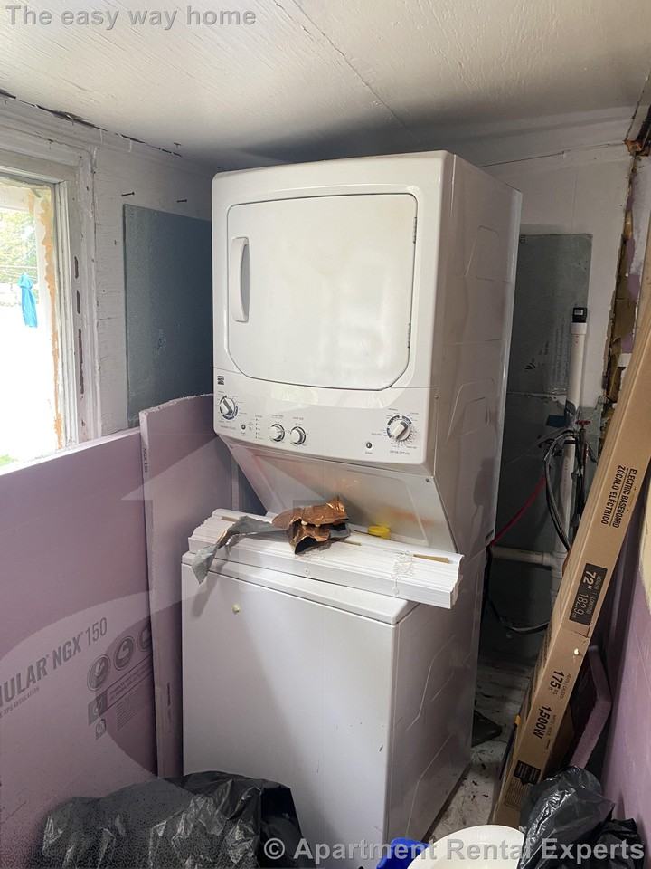 2 Appian Way #1 - Photo 4 of 9