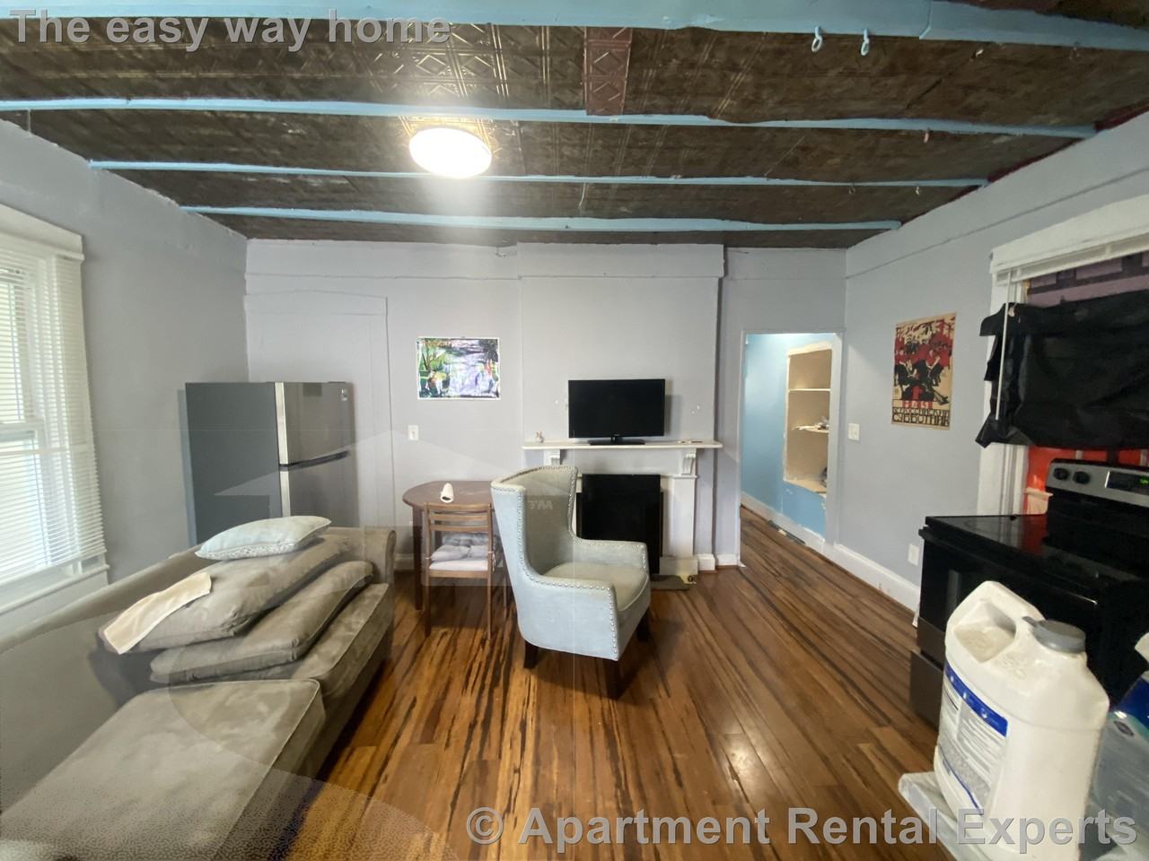 2 Appian Way #1 - Photo 6 of 9