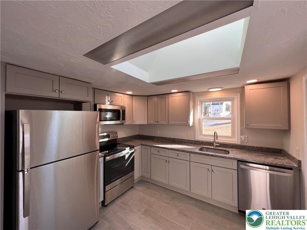 2431 S 3rd St - Photo 3 of 10