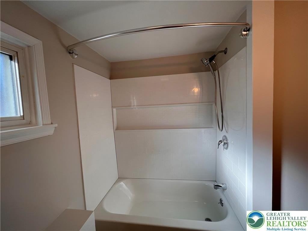 2431 S 3rd St - Photo 7 of 10