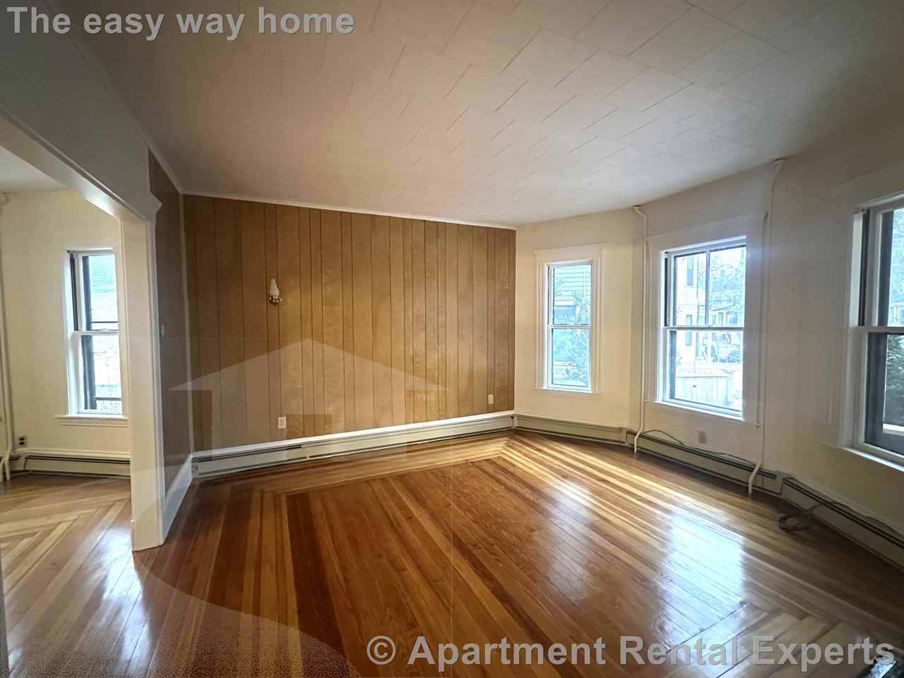 18 Holyoke Rd #1 - Photo 2 of 7