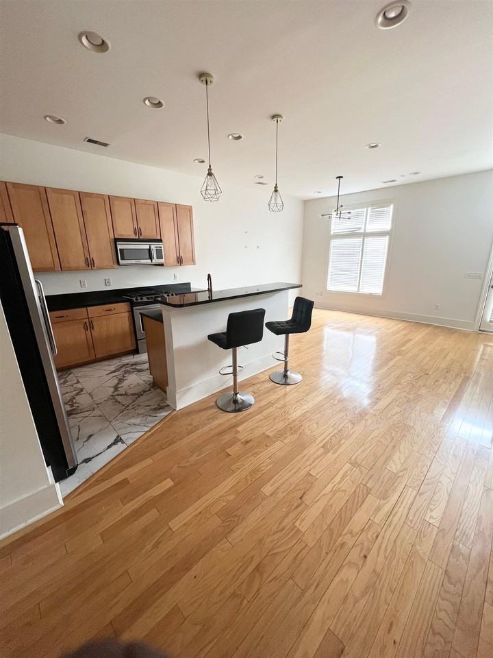 614 Tennessee St #201 - Photo 6 of 6