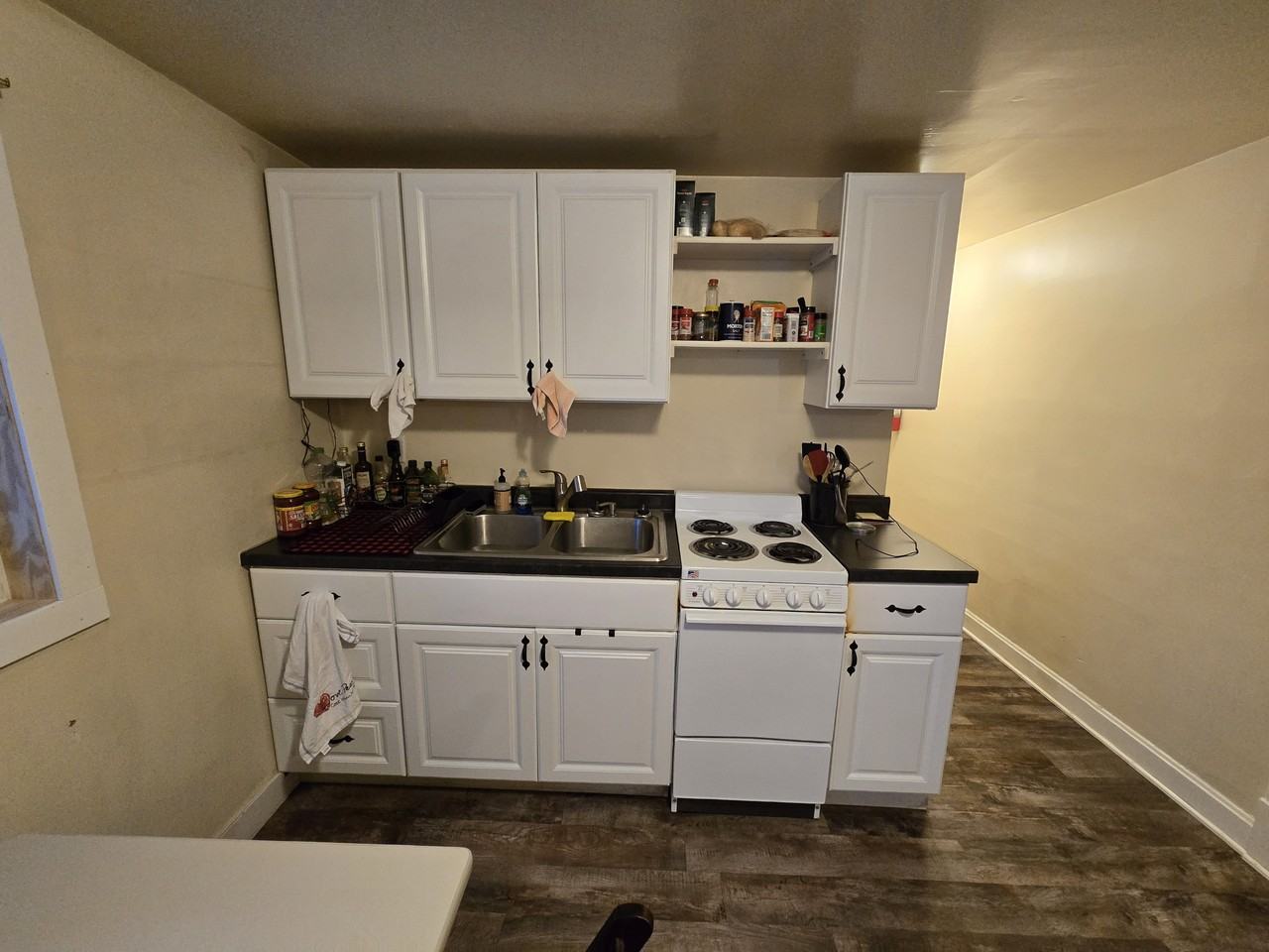 2007 E 1st St #2 - Photo 3 of 14