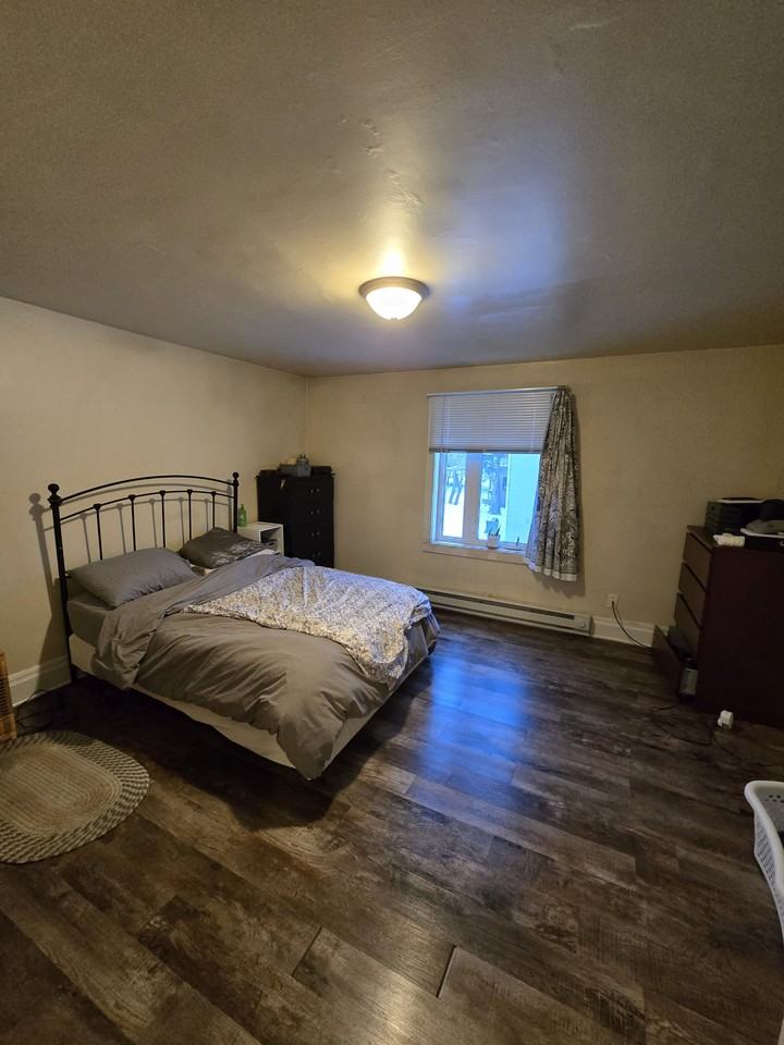 2007 E 1st St #2 - Photo 6 of 14