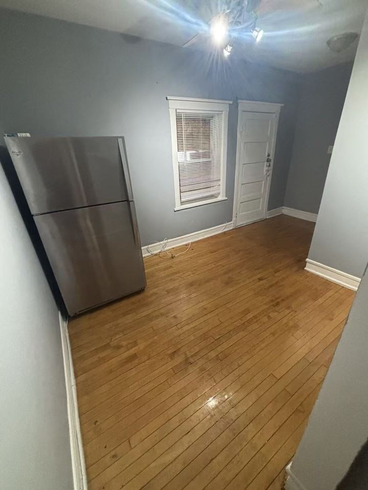 7109 S Michigan Ave #2 - Photo 6 of 6