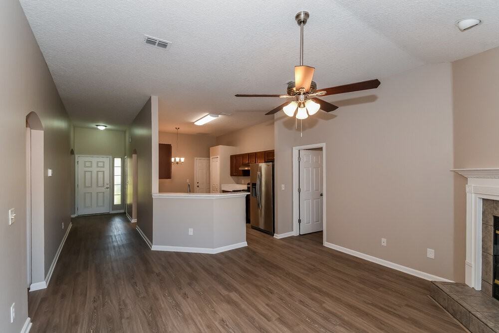 7941 Collins Bay Ct - Photo 4 of 16