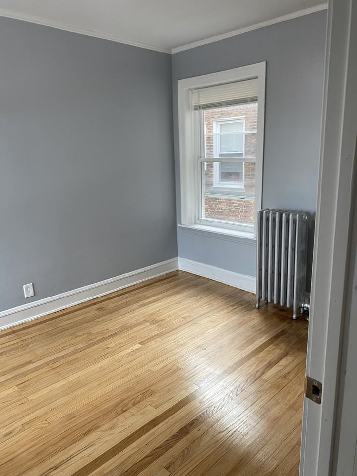 7929-31 S Wood St - Photo 6 of 10