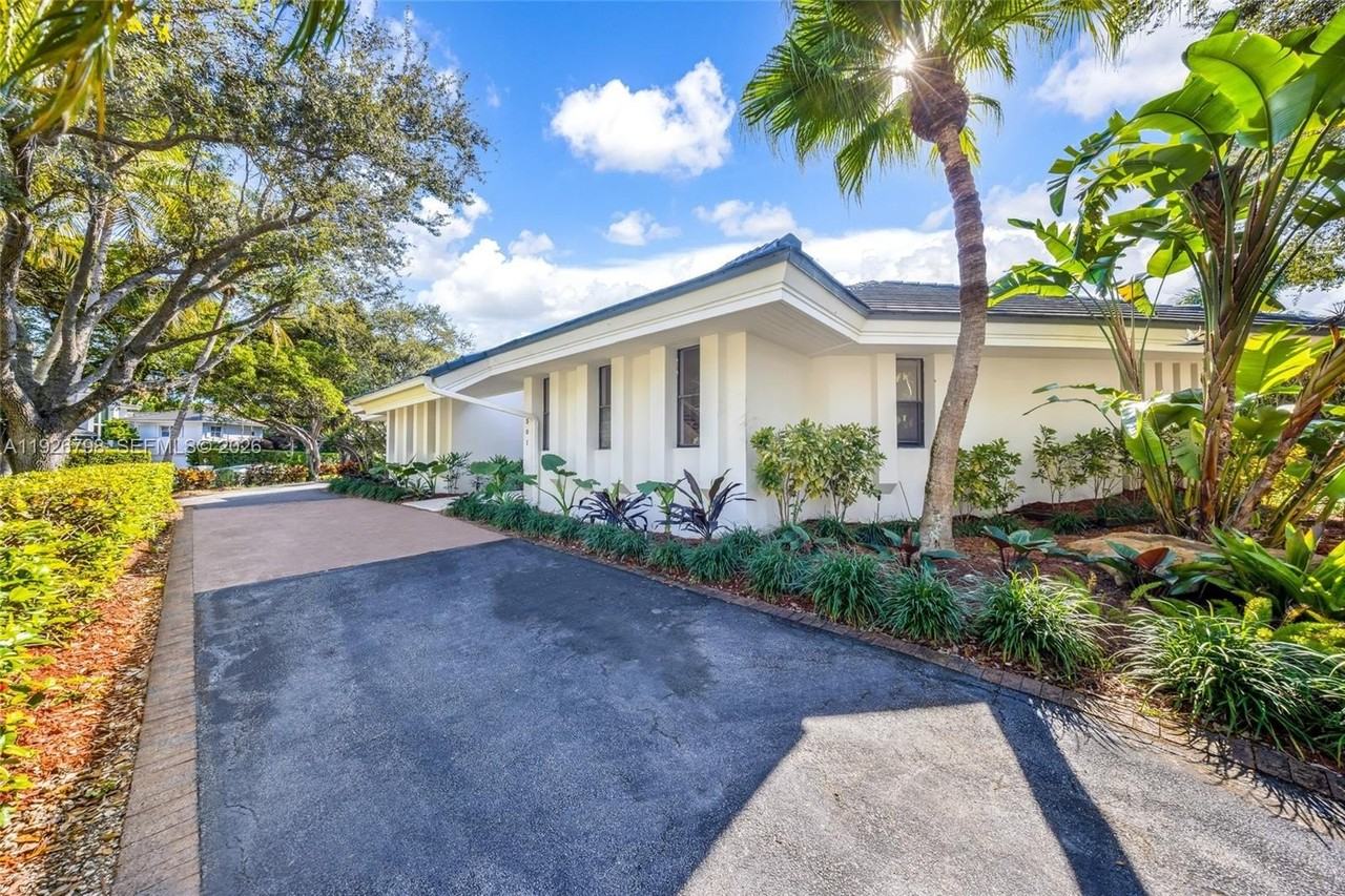 301 Isla Dorada Blvd - Photo 3 of 50