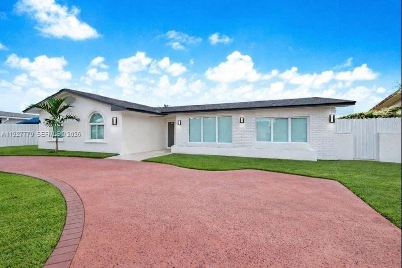 8952 Sw 10th Ter - Photo 2 of 20