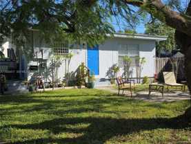 811 Ne 14th Ct - Photo 1 of 1