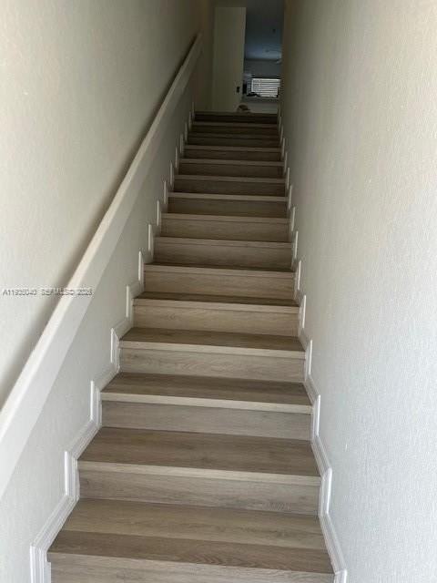 37 W 11th St #203 - Photo 3 of 18