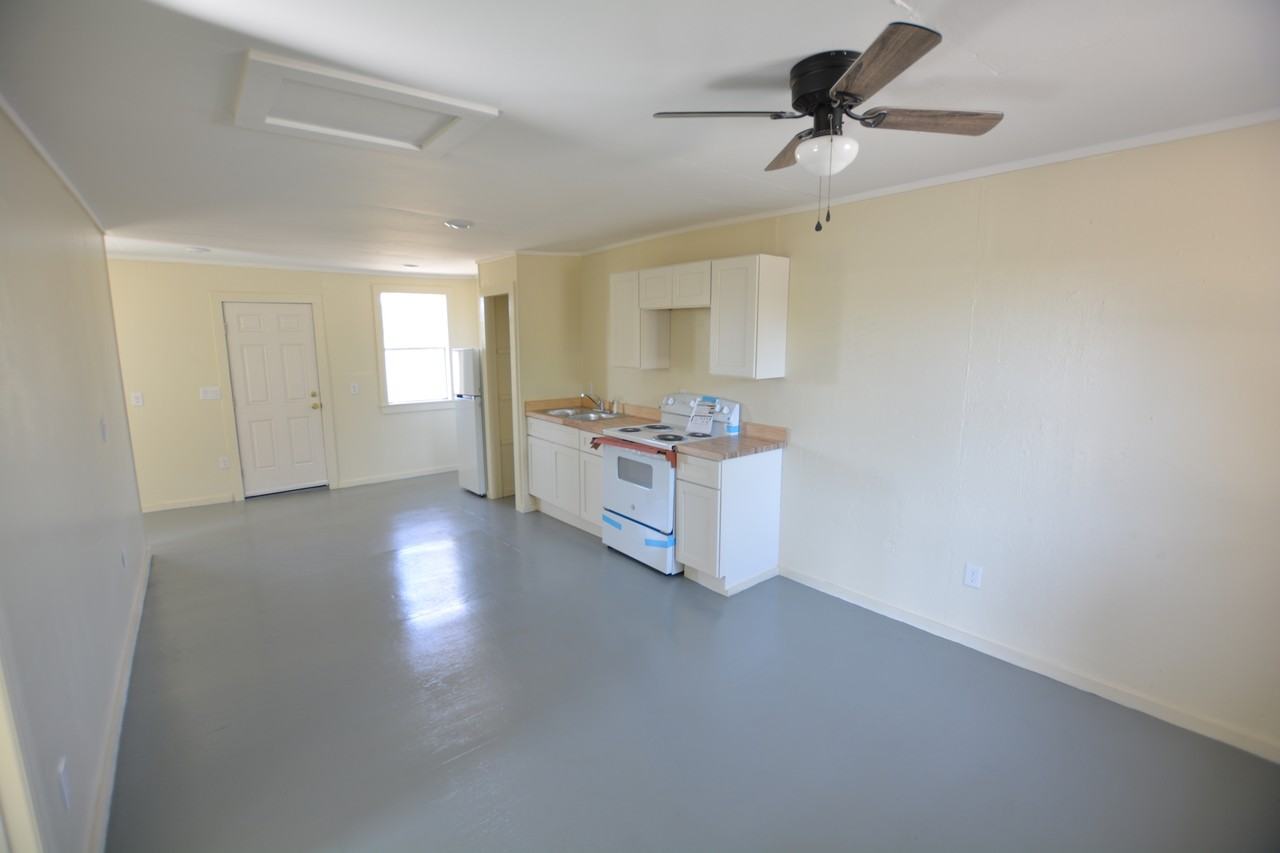 2726 Shamrock Drive - Photo 2 of 8