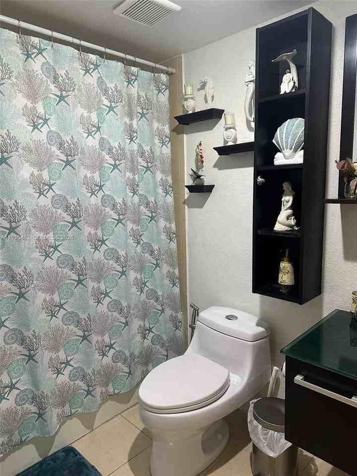 13854 Sw 67th Ter - Photo 7 of 42